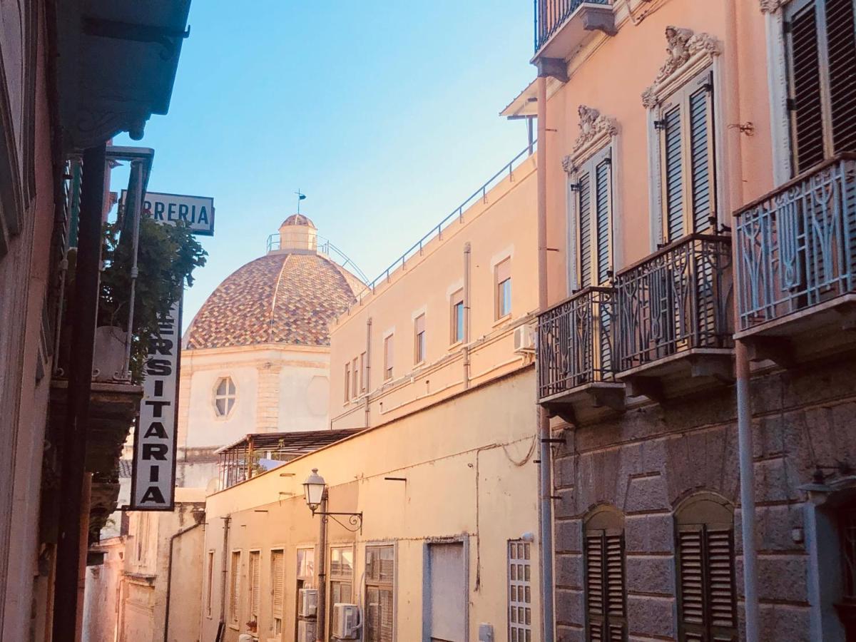 Casetta Alu' - Il Tuo Nido A Stampace Cagliari Luaran gambar